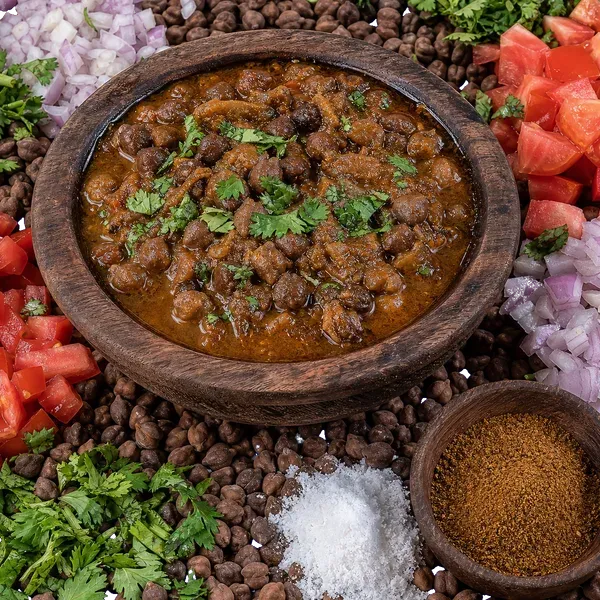 Kala Chana Masala, served and ready to eat 2